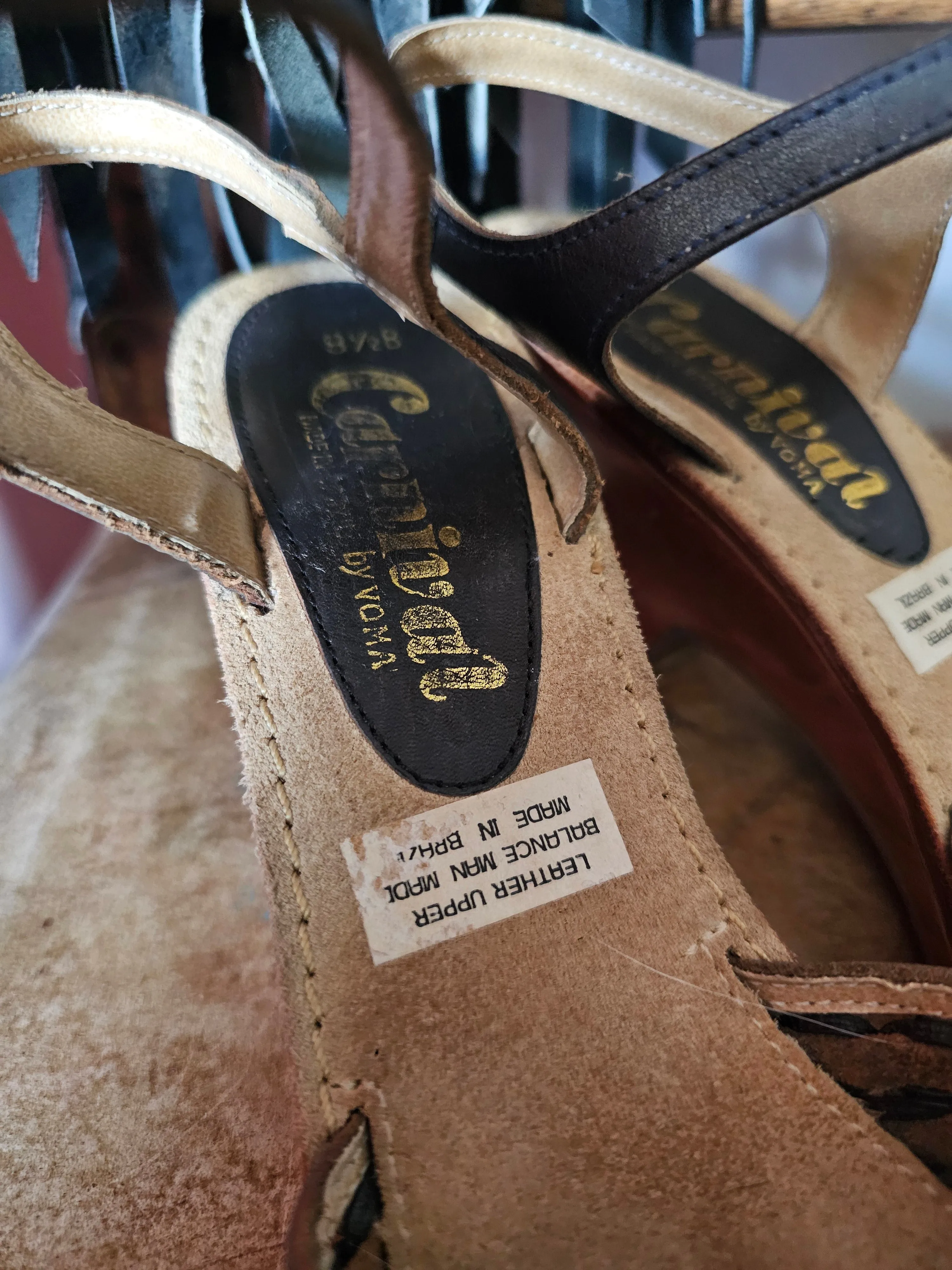 Vintage Ladies Woven Leather Wedge Shoes – Size 8.5B